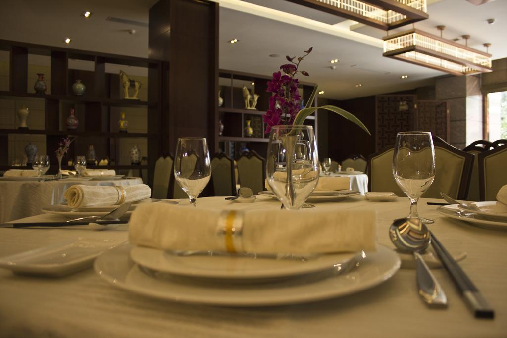 Tang Palace Hotel Accra Bagian luar foto