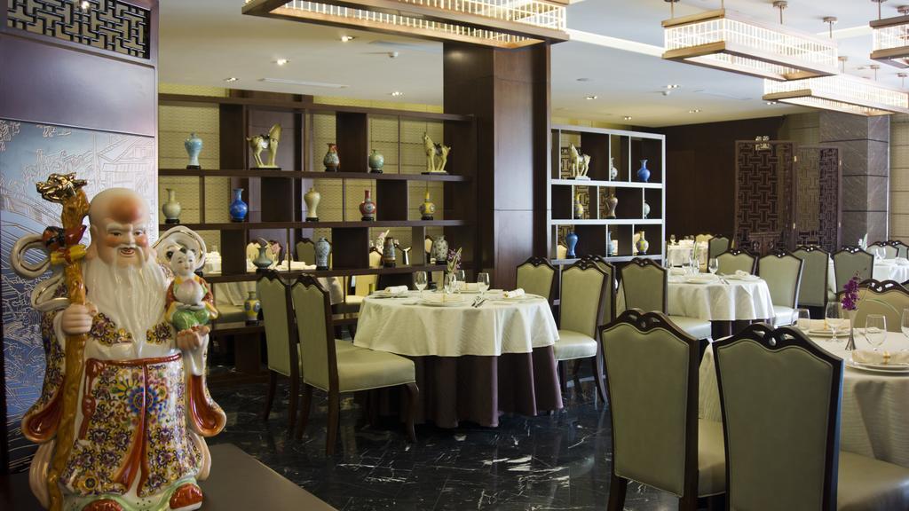 Tang Palace Hotel Accra Bagian luar foto