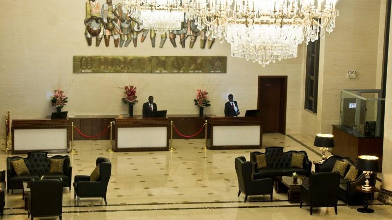 Tang Palace Hotel Accra Bagian luar foto