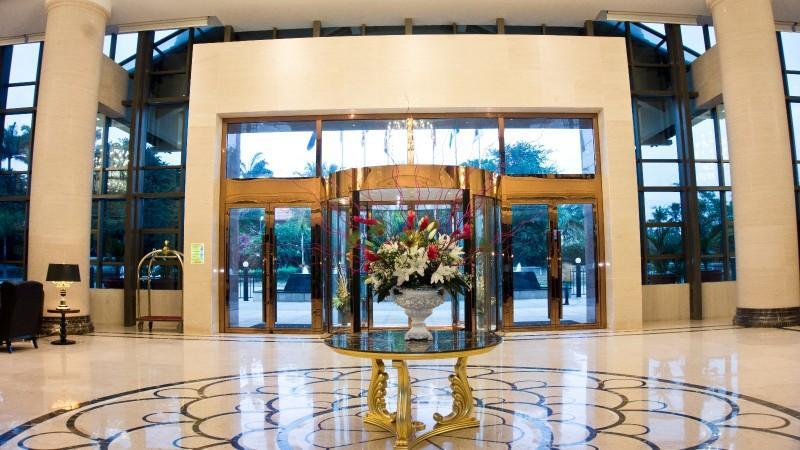 Tang Palace Hotel Accra Bagian luar foto